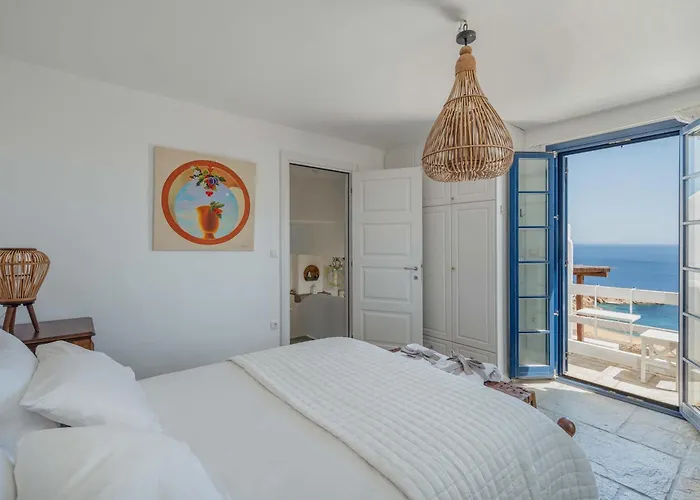 Agios Sostis * Serifos Town