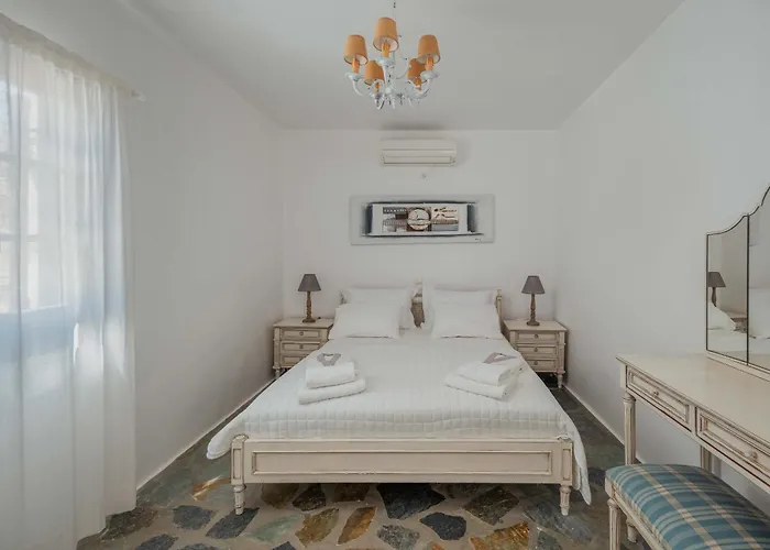 Villa Agios Sostis *