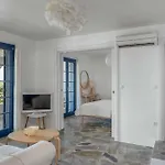 Villa Agios Sostis *