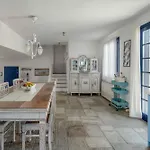 Agios Sostis Vila
