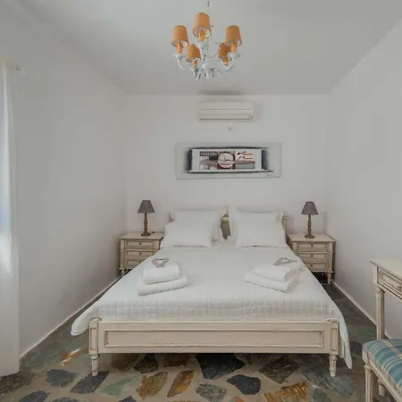 Villa Agios Sostis *